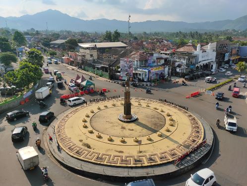 Cianjur merupakan daerah dimana ayam pelun tersebut ditemukan